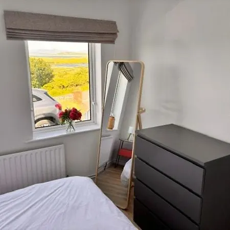 Newly Refurbed With Sea And Golf Course View Casa vacanze Portnoo